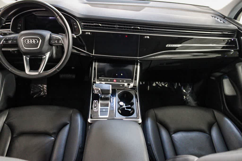 Thumbnail: 2023 Audi Q7 - 11