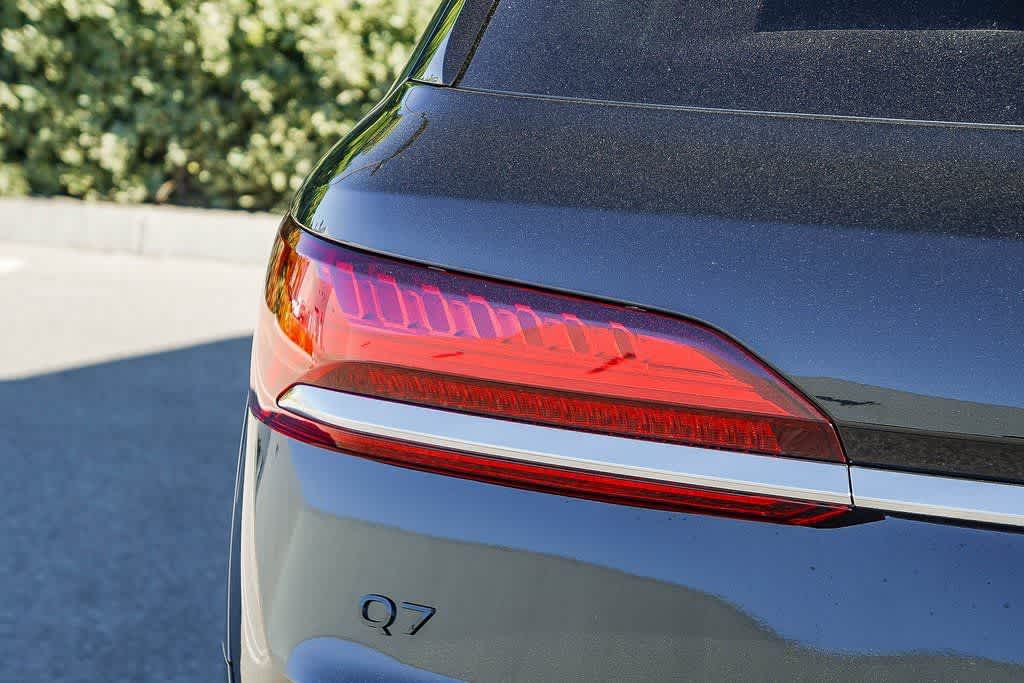 Thumbnail: 2026 Audi Q7 - 7