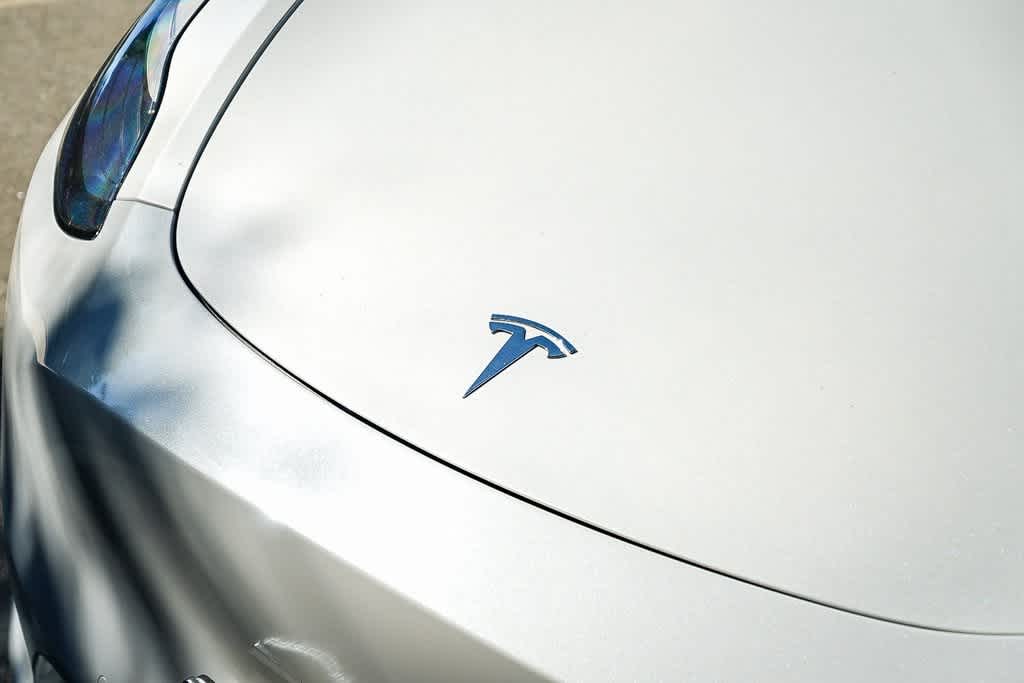 Thumbnail: 2020 Tesla Model Y - 9