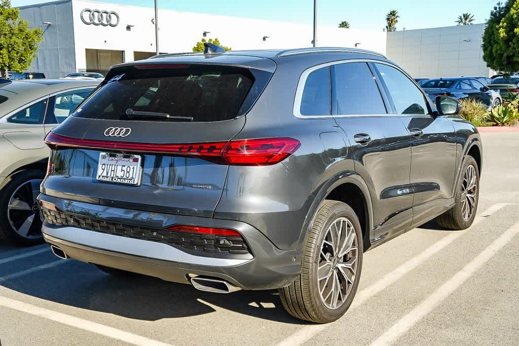 Thumbnail: 2025 Audi Q5 - 4