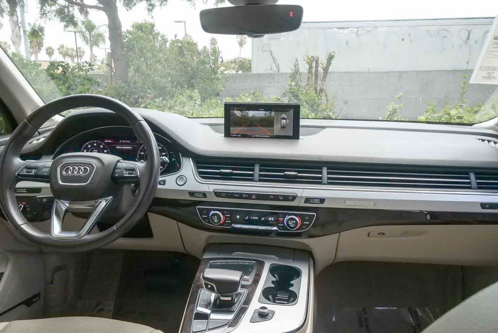 Thumbnail: 2019 Audi Q7 - 13