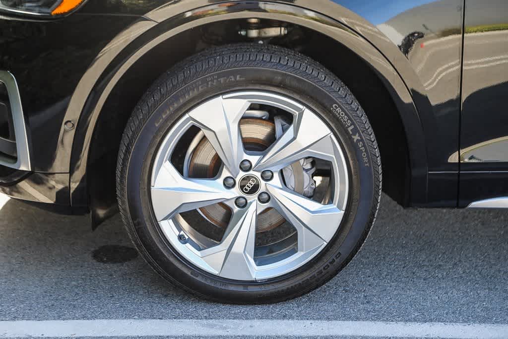Thumbnail: 2022 Audi Q5 - 9