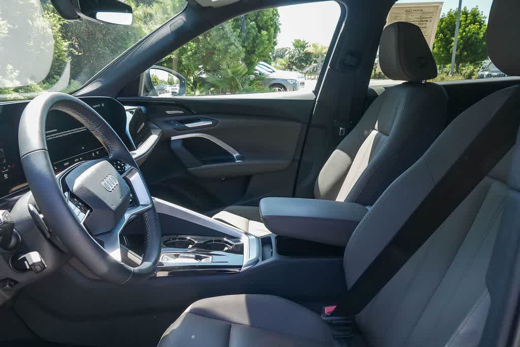 Thumbnail: 2025 Audi Q5 - 19