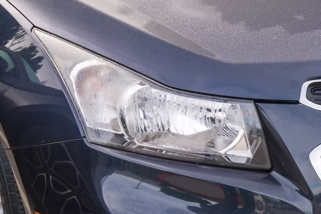 Thumbnail: 2016 Chevrolet Cruze - 4