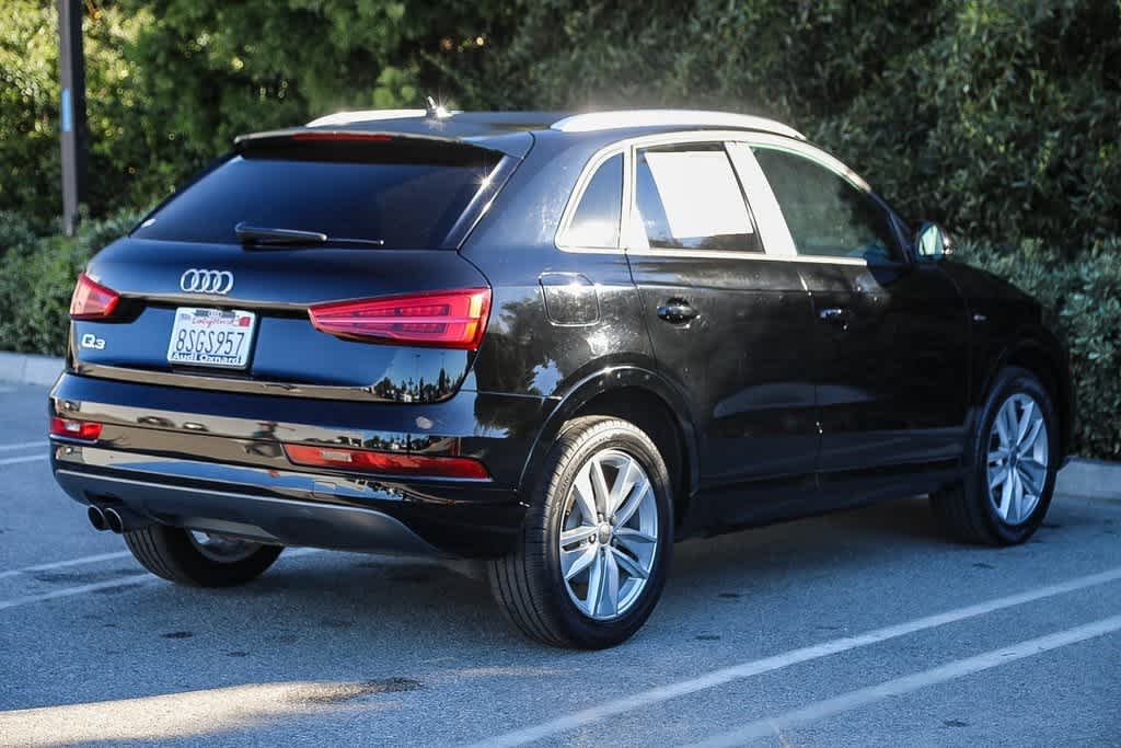 Thumbnail: 2018 Audi Q3 - 3