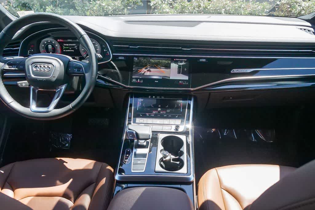 Thumbnail: 2023 Audi Q7 - 12