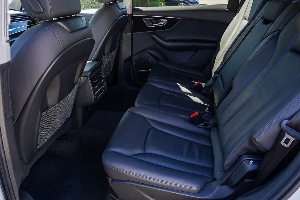 Thumbnail: 2023 Audi Q7 - 21