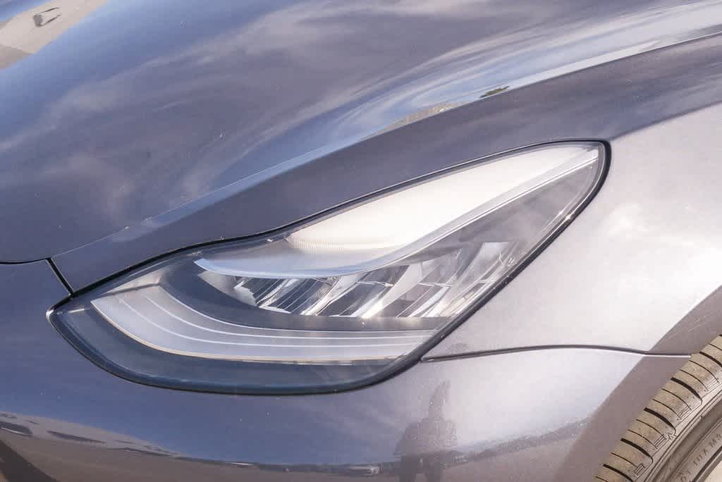 Thumbnail: 2018 Tesla Model 3 - 5