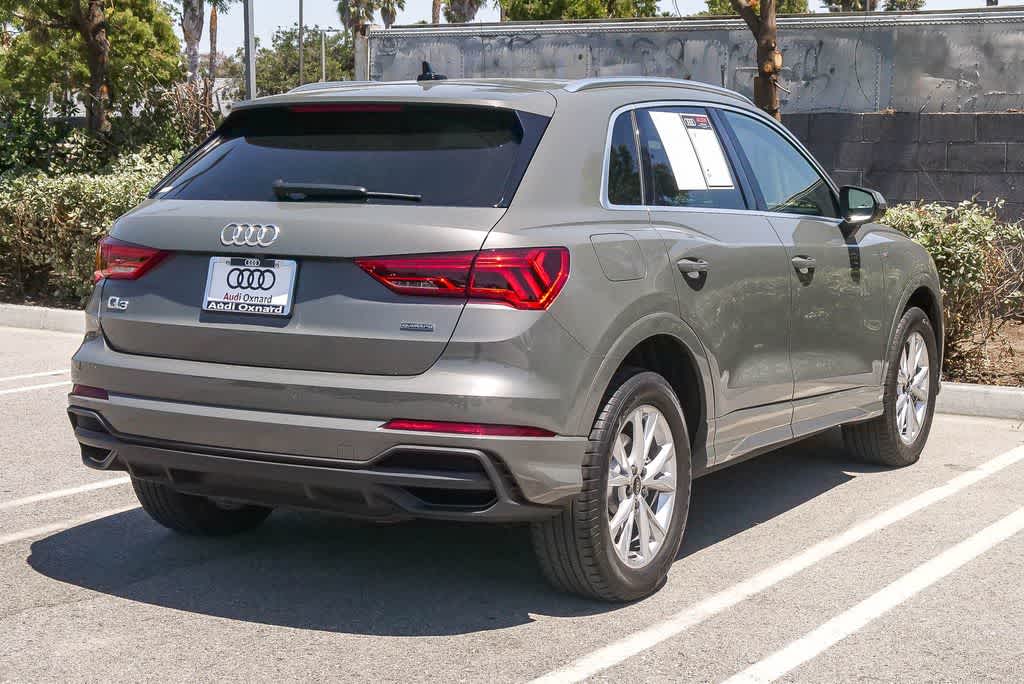 Thumbnail: 2023 Audi Q3 - 10