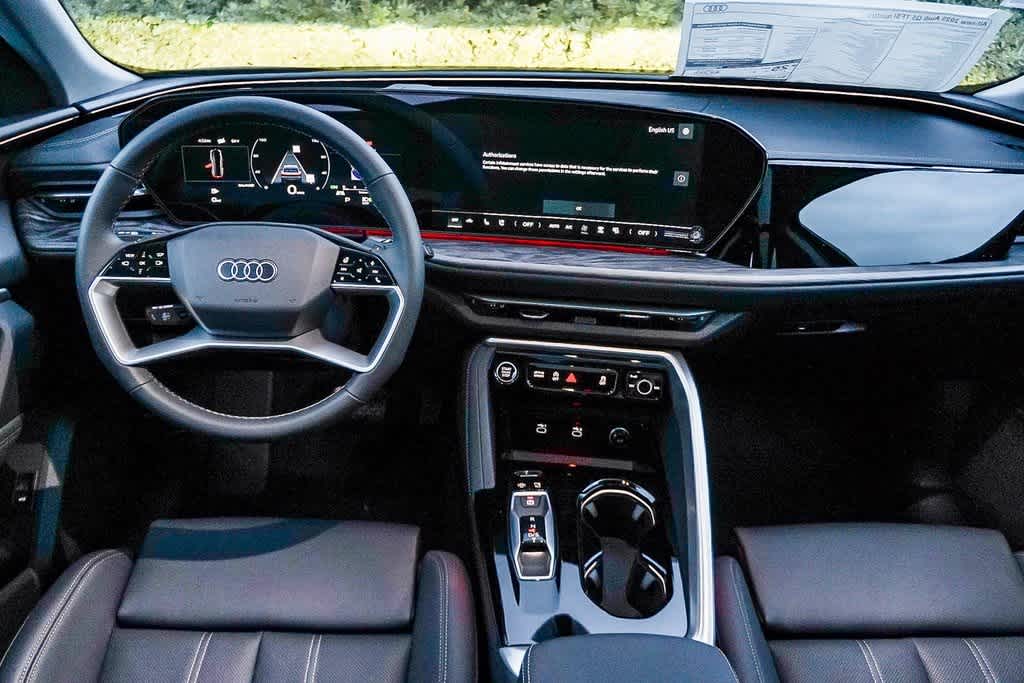 Thumbnail: 2025 Audi Q5 - 12