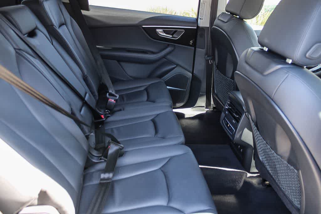 Thumbnail: 2024 Audi Q7 - 14
