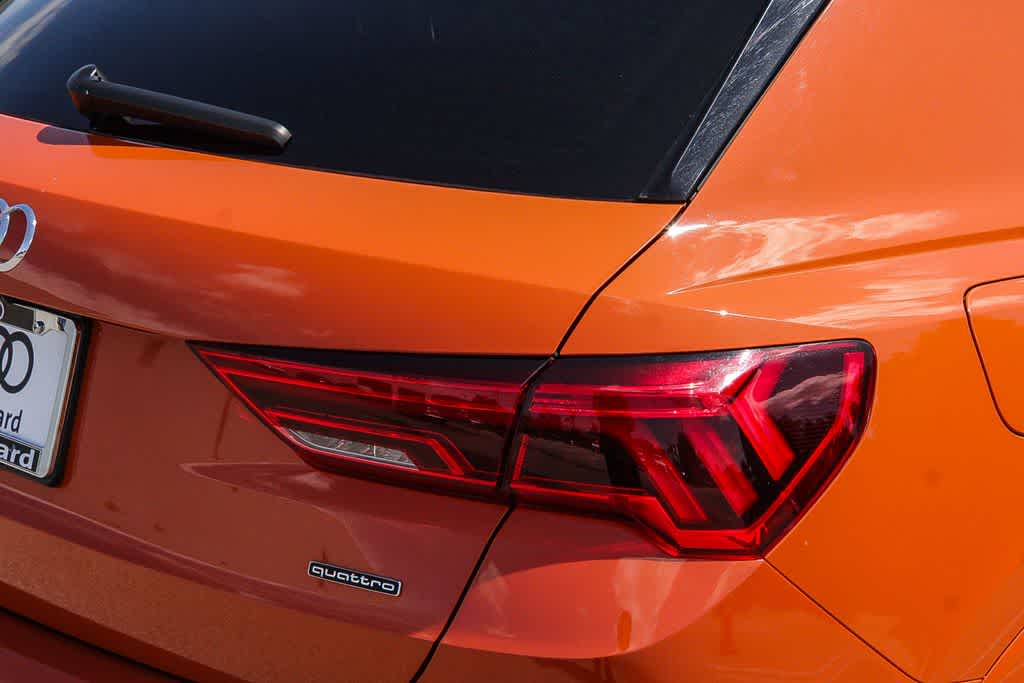 Thumbnail: 2024 Audi Q3 - 11