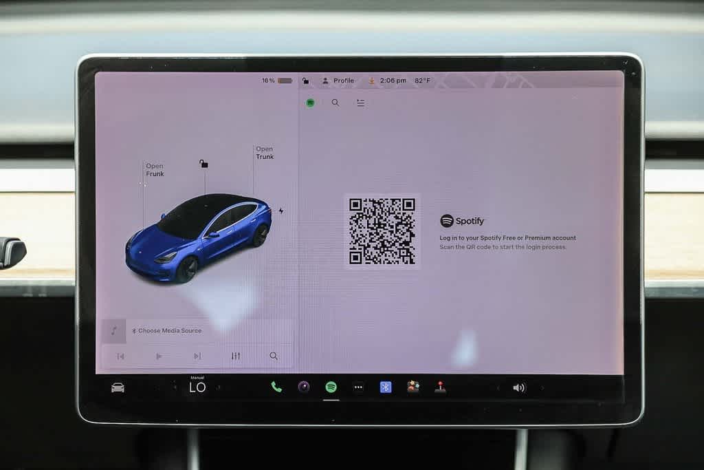 Thumbnail: 2019 Tesla Model 3 - 13