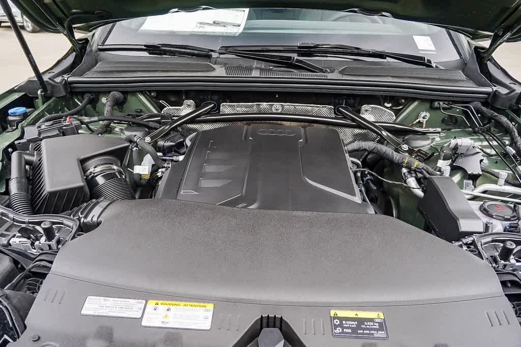 Thumbnail: 2025 Audi Q5 - 30