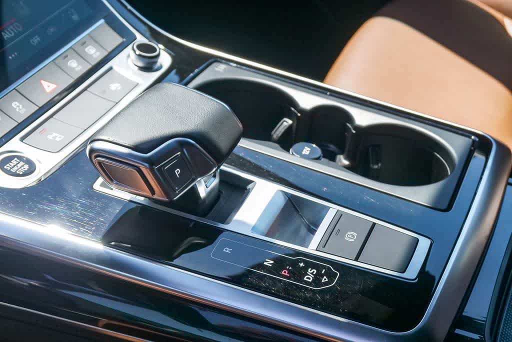 Thumbnail: 2023 Audi Q7 - 19