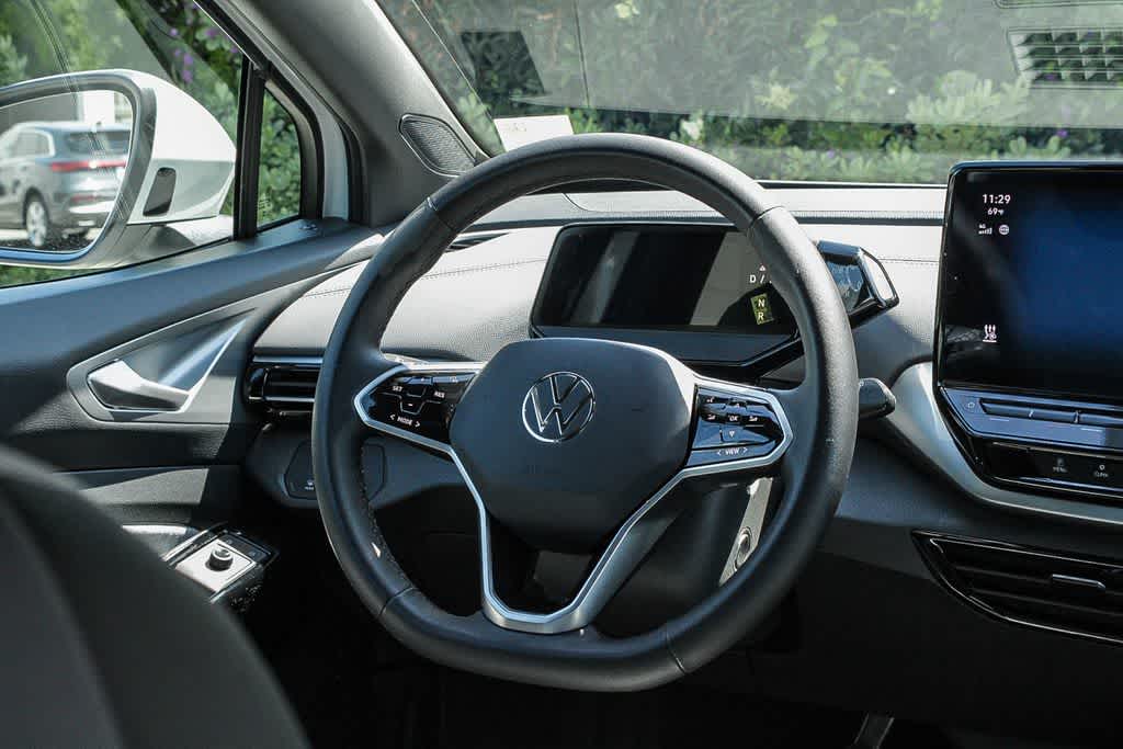 Thumbnail: 2023 Volkswagen ID.4 - 15