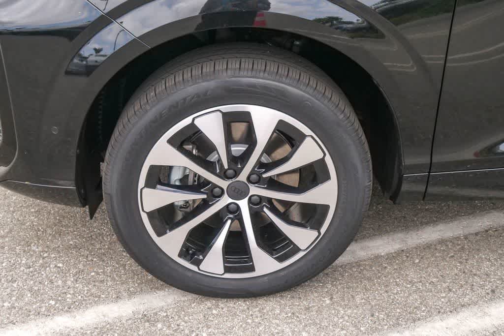 Thumbnail: 2026 Audi Q3 - 5