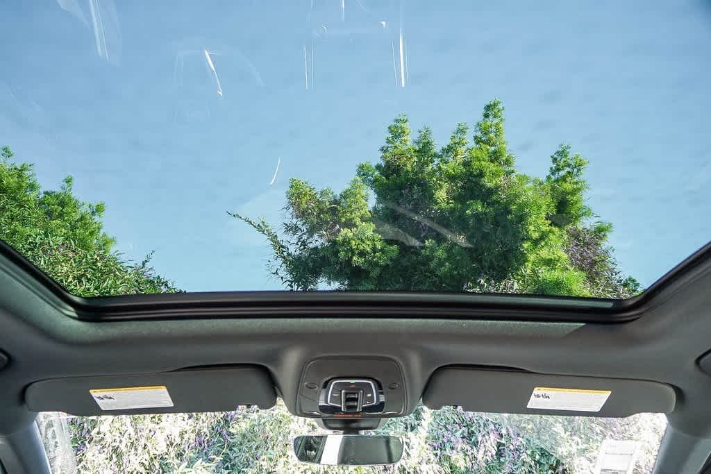 Thumbnail: 2026 Audi Q7 - 18