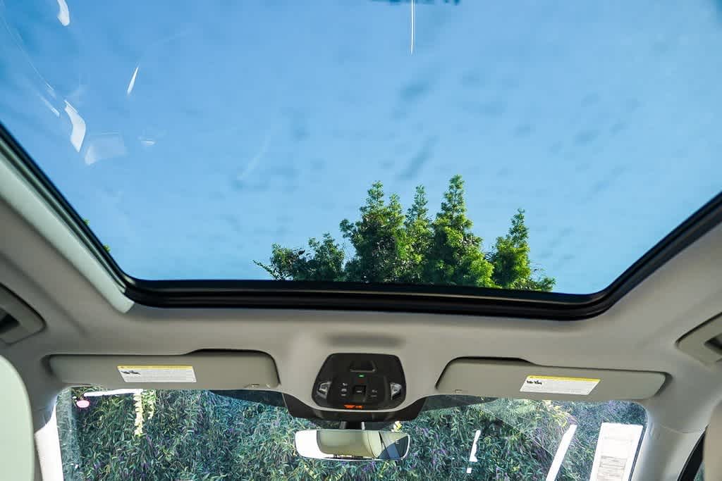 Thumbnail: 2025 Audi Q5 - 18