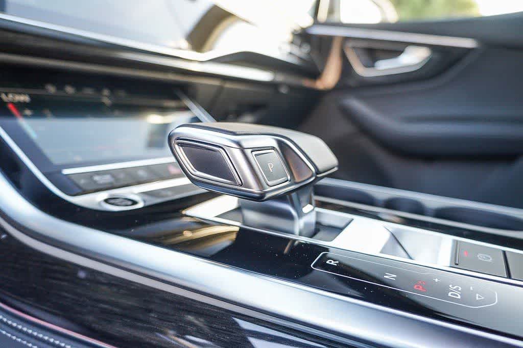 Thumbnail: 2026 Audi Q7 - 25