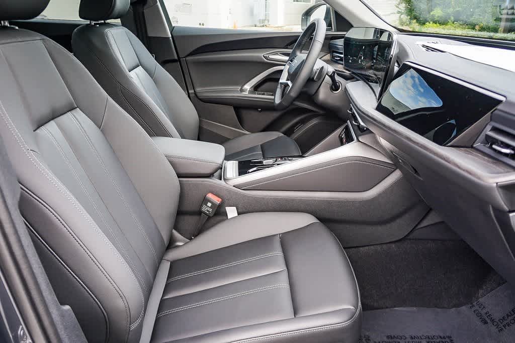 Thumbnail: 2025 Audi Q5 - 18