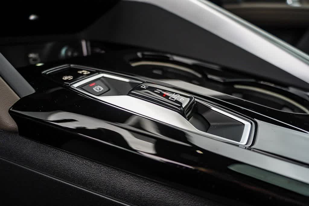 Thumbnail: 2025 Audi Q5 - 25