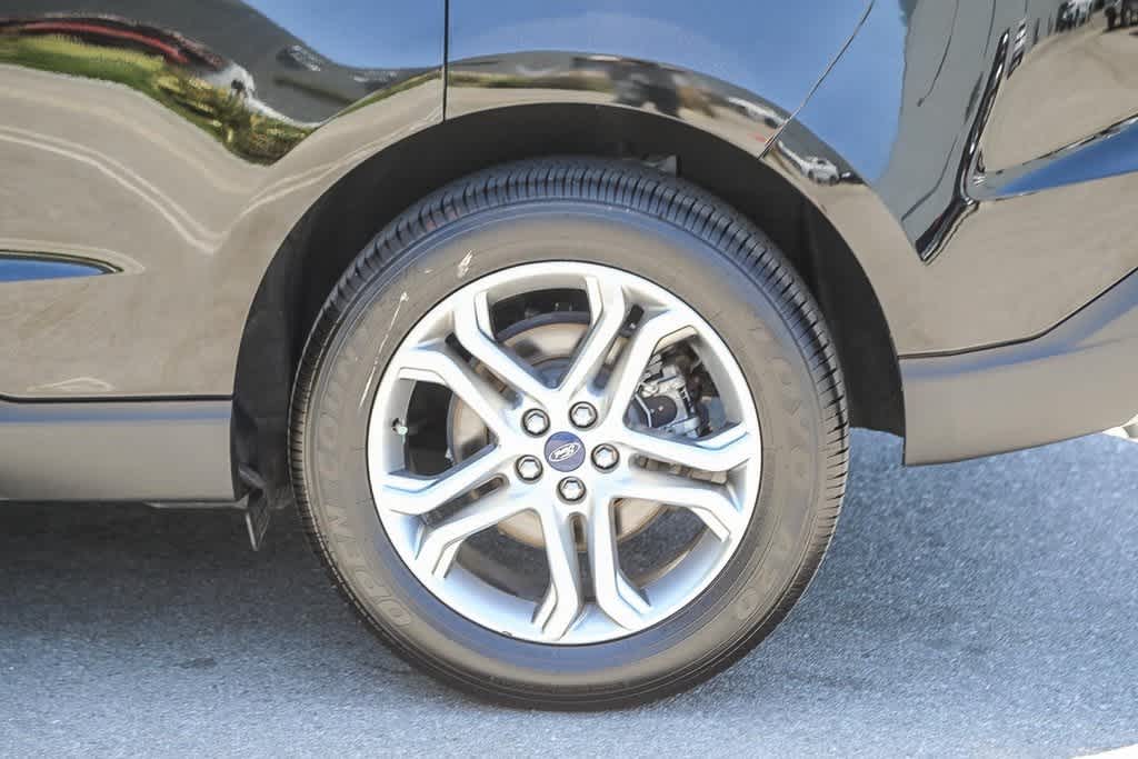 Thumbnail: 2018 Ford Edge - 7