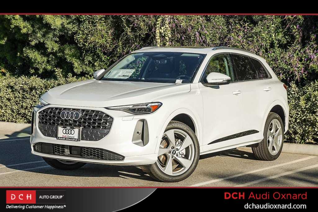 Thumbnail: 2025 Audi Q5 - 1