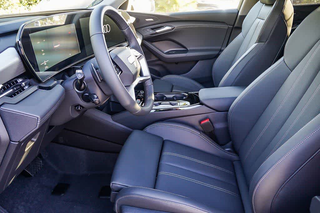 Thumbnail: 2025 Audi Q6 e-tron - 19