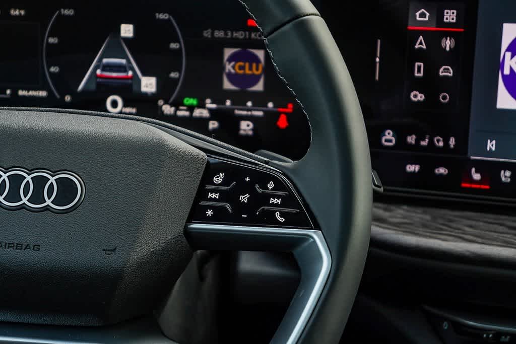 Thumbnail: 2025 Audi Q5 - 17