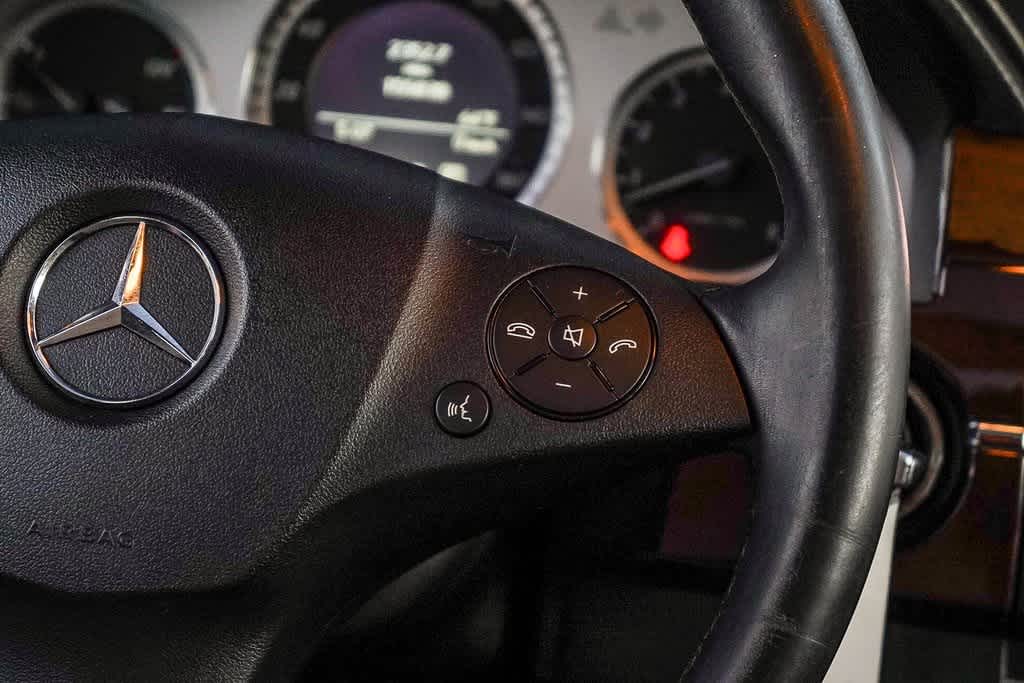 Thumbnail: 2011 Mercedes-Benz GLK - 17