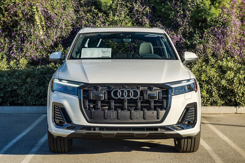 Thumbnail: 2026 Audi Q7 - 2