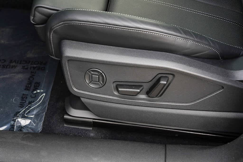 Thumbnail: 2025 Audi Q5 - 24