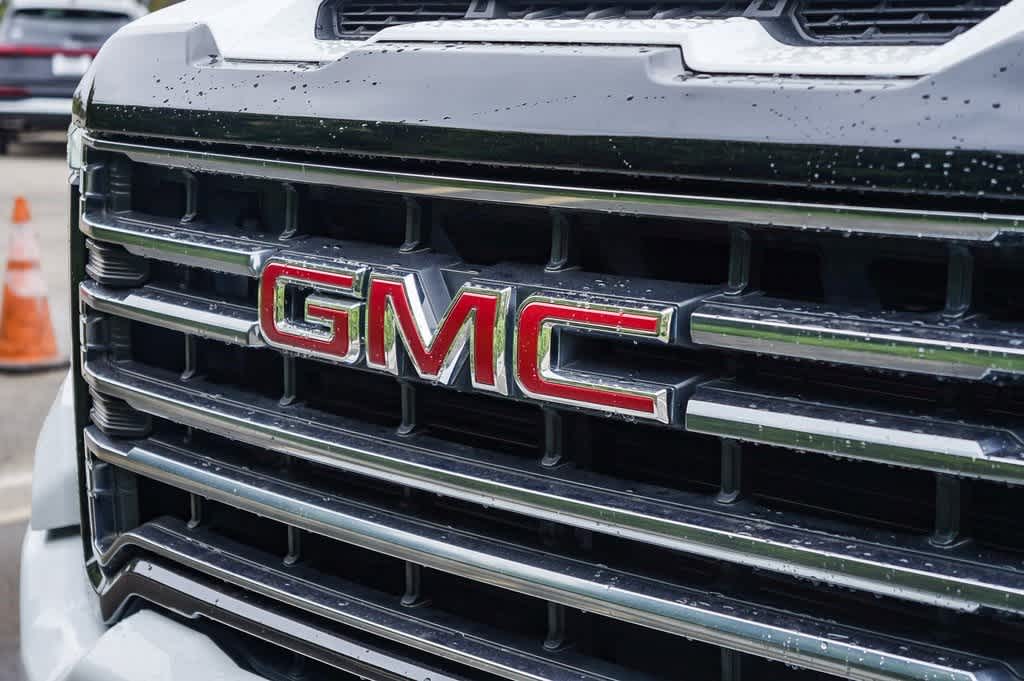 2022 GMC Sierra 2500 AT4 9