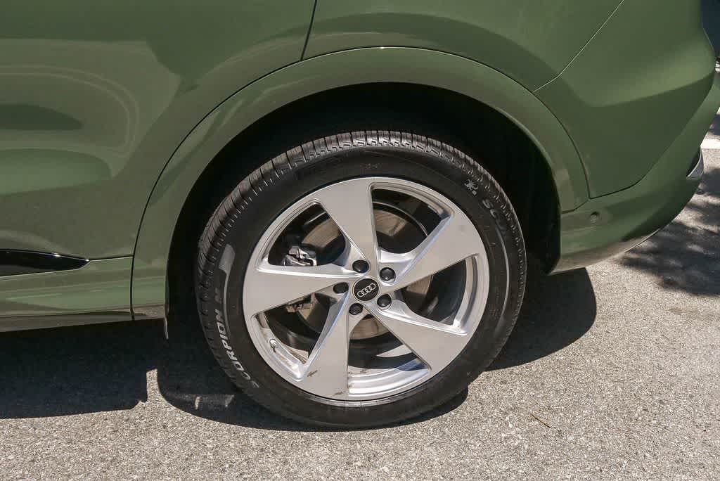 Thumbnail: 2025 Audi Q5 - 7