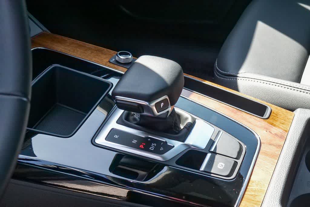 Thumbnail: 2023 Audi Q5 - 17