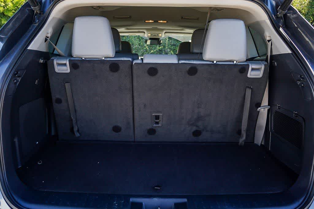 Thumbnail: 2022 Toyota Highlander - 29