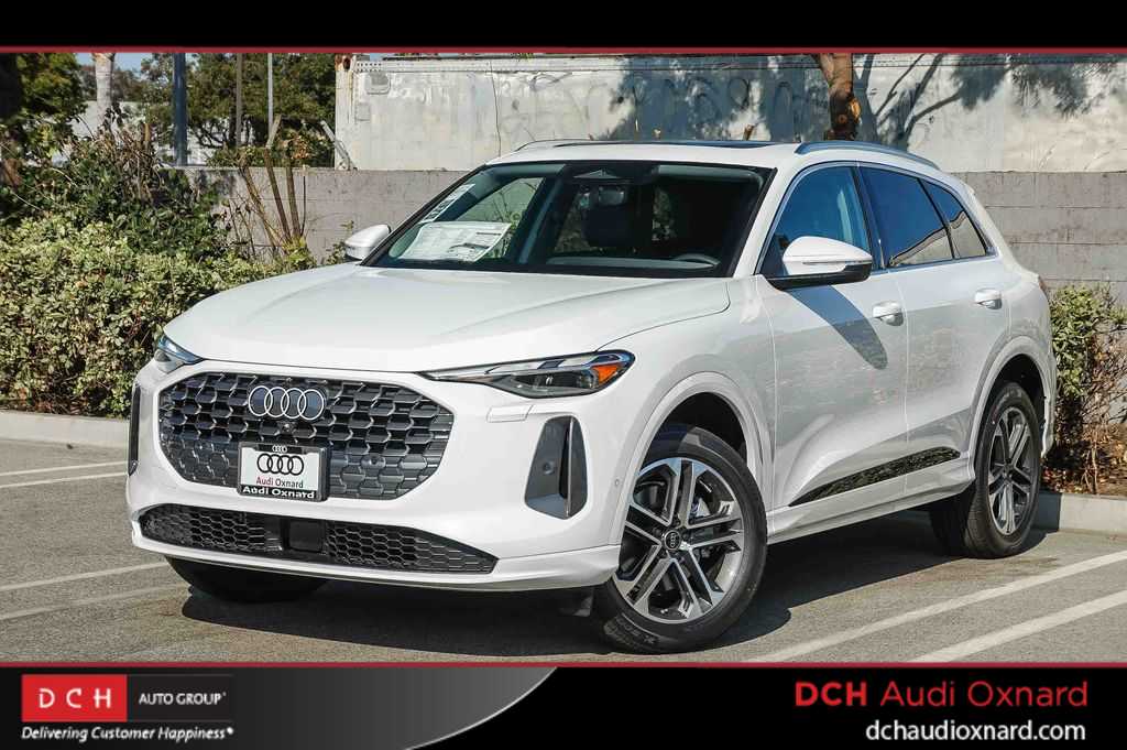 Thumbnail: 2026 Audi Q5 - 1