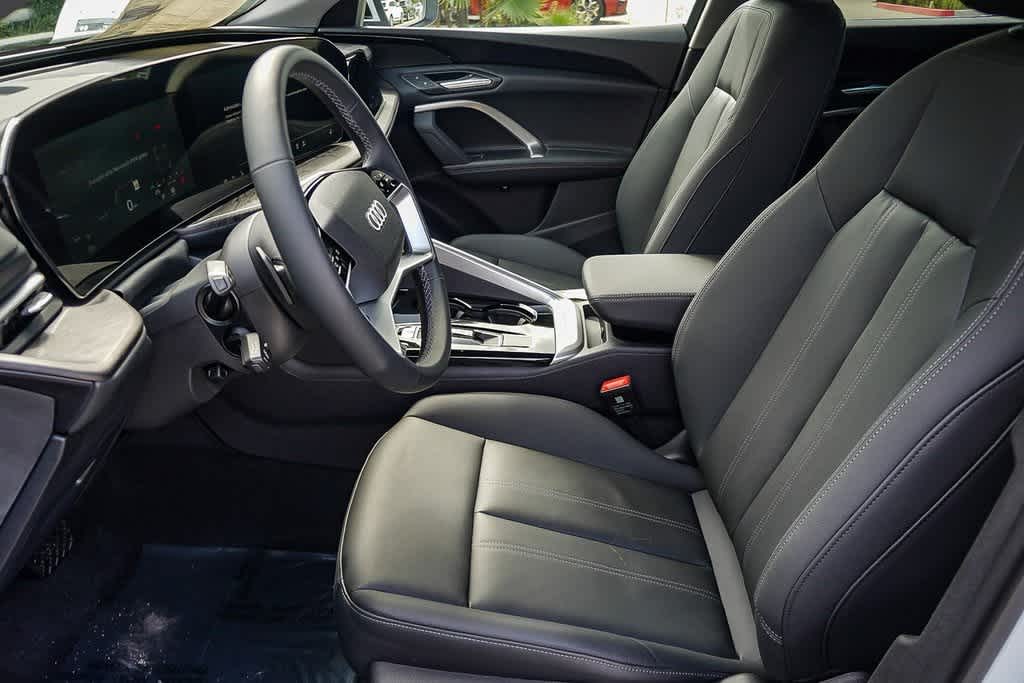 Thumbnail: 2025 Audi Q5 - 19