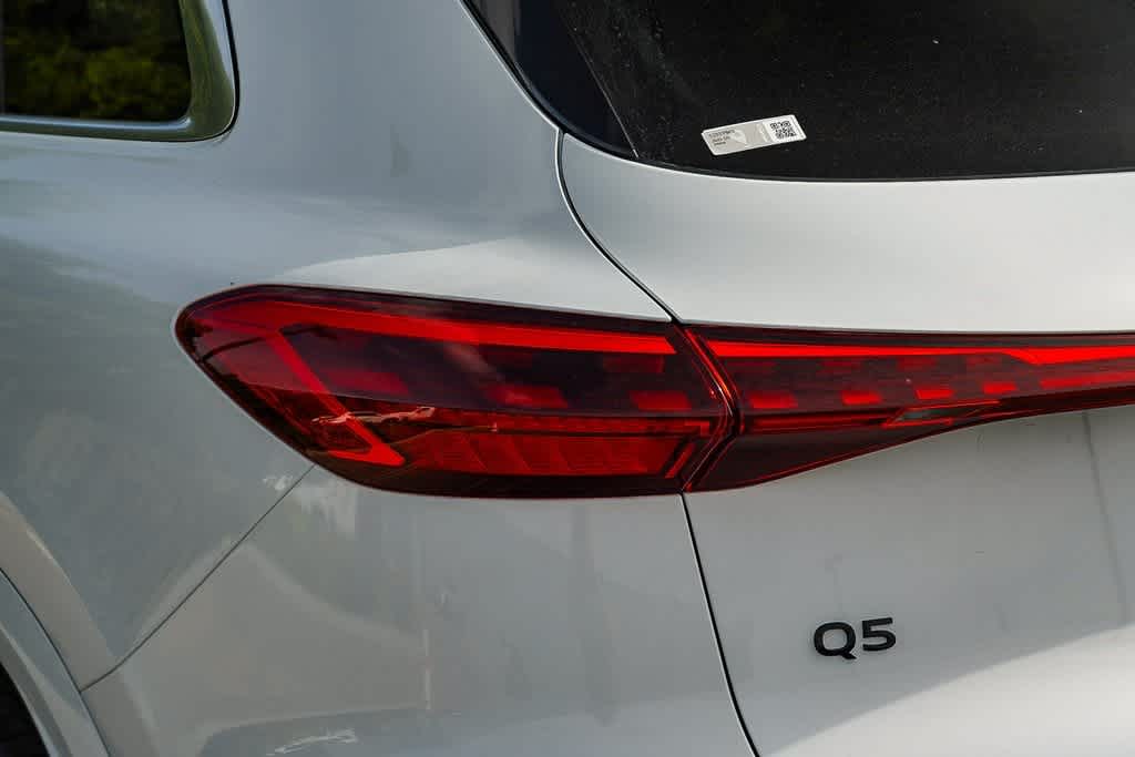 Thumbnail: 2025 Audi Q5 - 7
