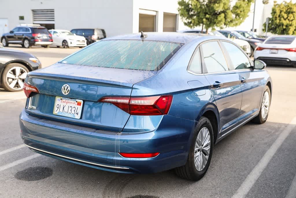 Thumbnail: 2020 Volkswagen Jetta - 4