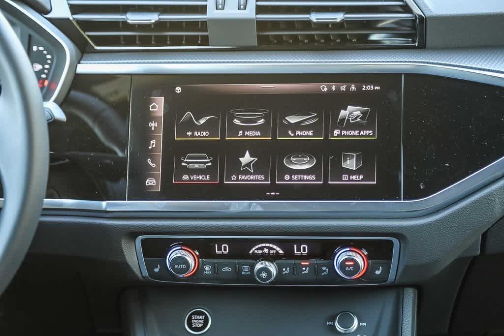 Thumbnail: 2025 Audi Q3 - 13