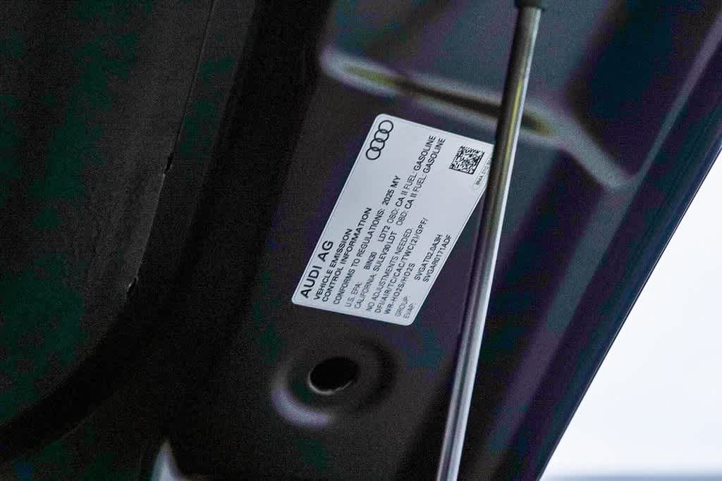 Thumbnail: 2025 Audi Q5 - 30