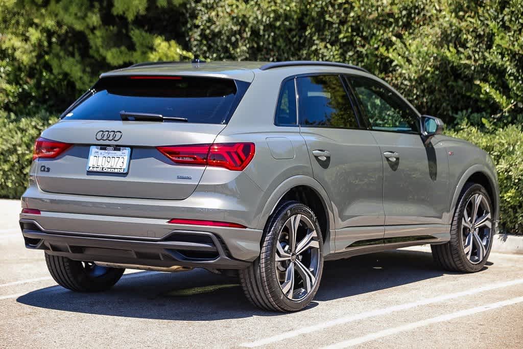 2024 Audi Q3 S line Premium Plus photo 4