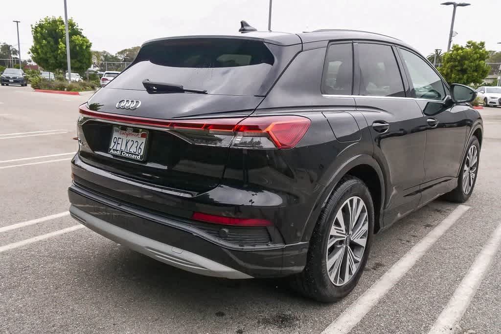 Thumbnail: 2023 Audi Q4 e-tron - 11