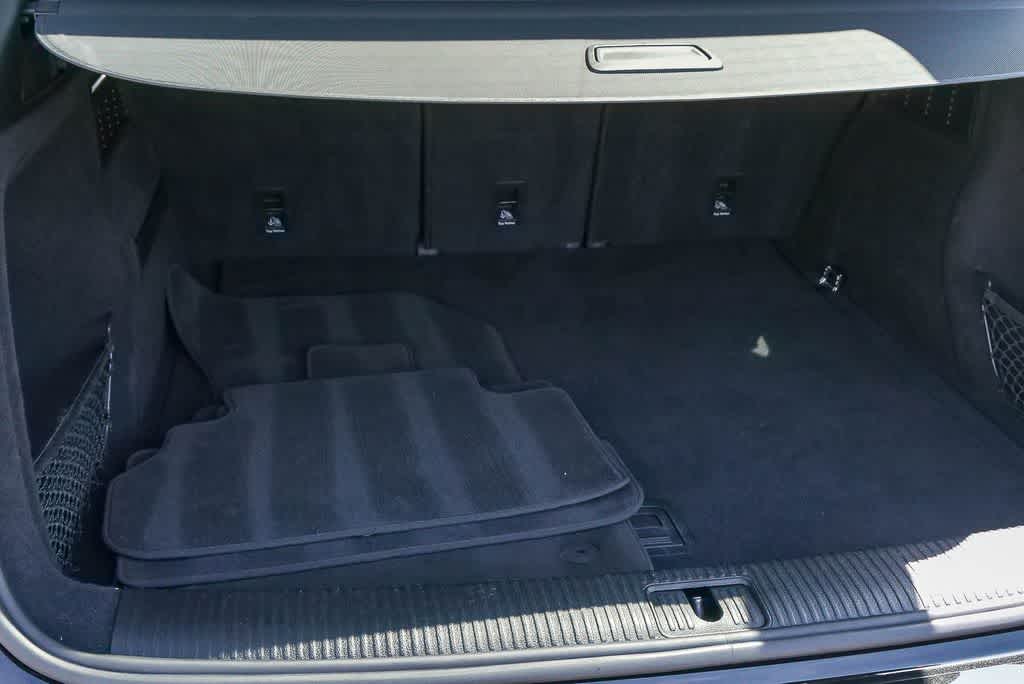 Thumbnail: 2022 Audi Q5 - 25