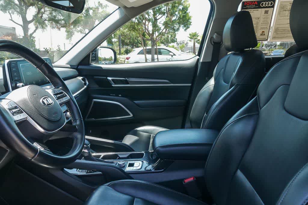 Thumbnail: 2020 Kia Telluride - 18