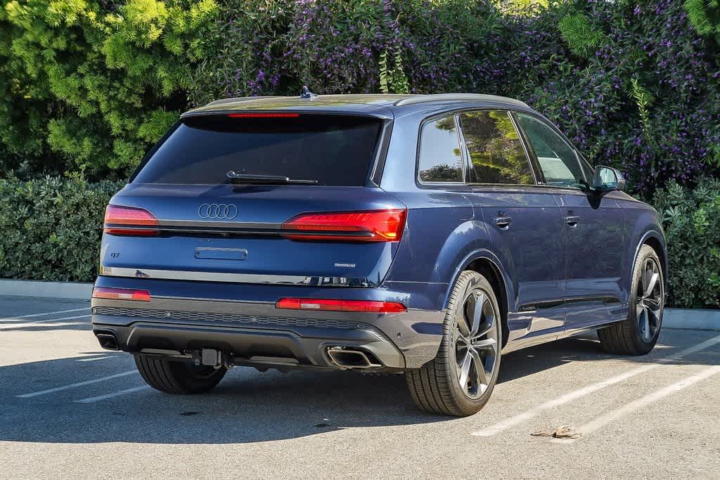 Thumbnail: 2026 Audi Q7 - 4