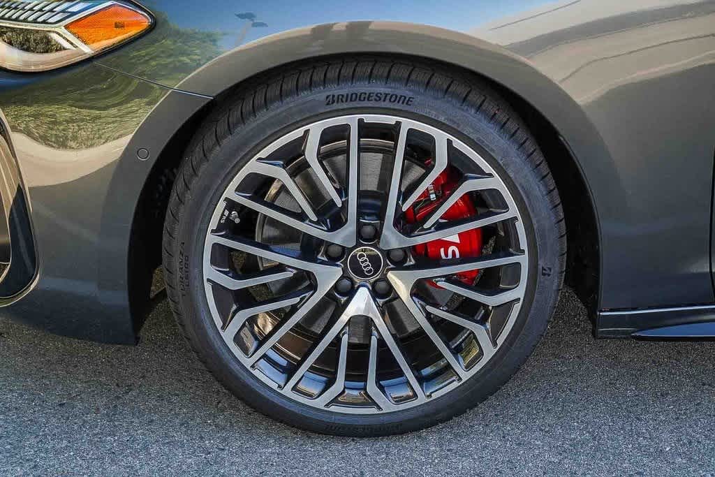 Thumbnail: 2025 Audi S5 - 10