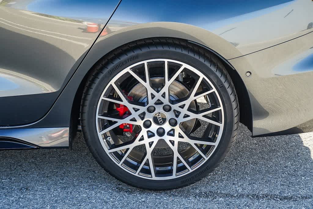 Thumbnail: 2026 Audi RS 3 - 11